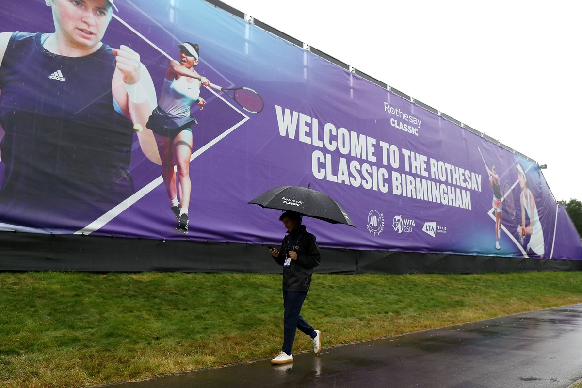 2022-Rothesay-Classic-rain-delays-semi-final-day.jpg