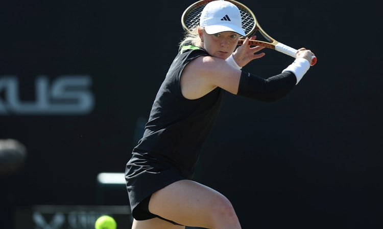 Francesca Jones prepares a backhand at the Lexus Nottingham Open