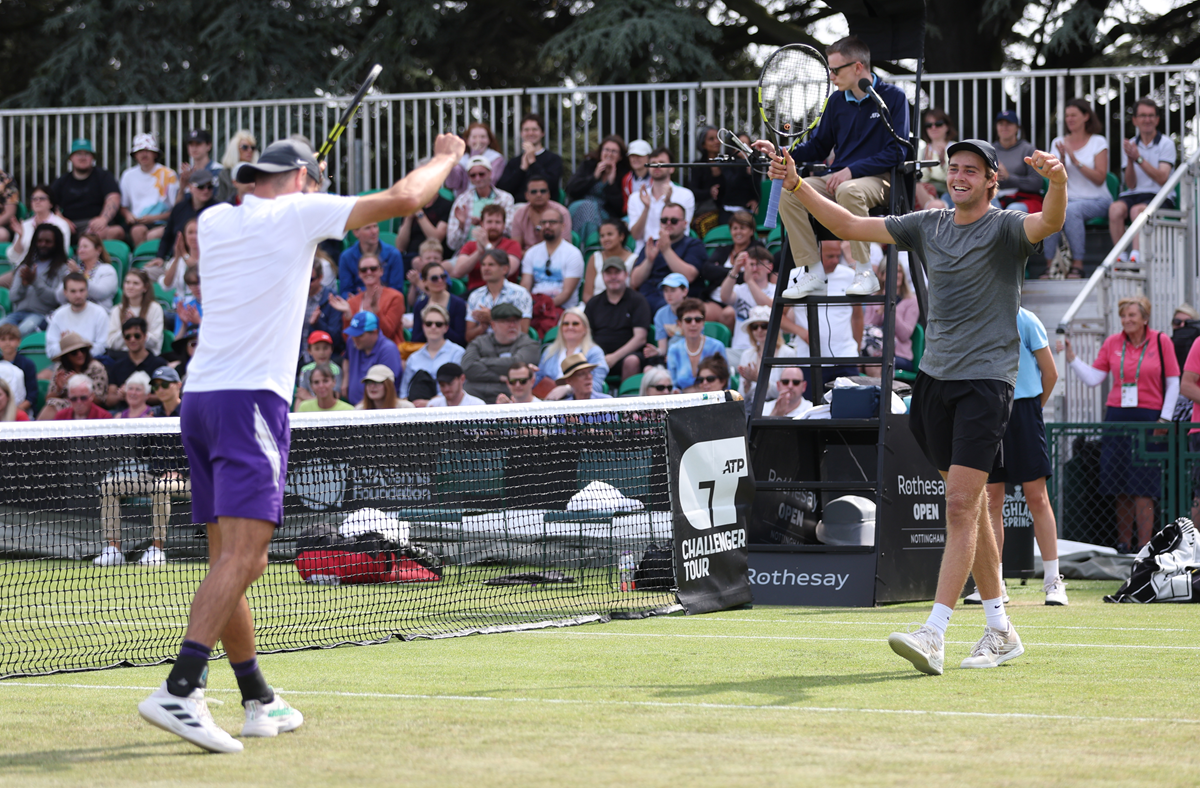 Andy Murray beats Gijs Brouwer in Surbiton Trophy to progress into  quarter-finals, Tennis News