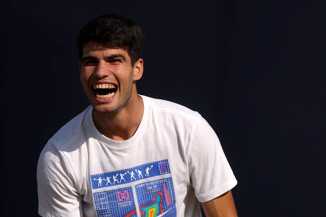Carlos Alcaraz laughing behind-the-scenes at the HSBC Championships