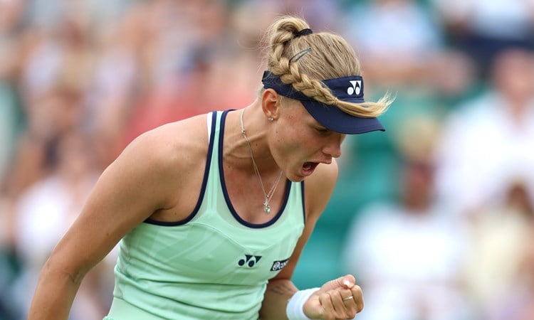 Dayana Yastremska roars and pumps her fist in celebration at the Lexus Nottingham Open