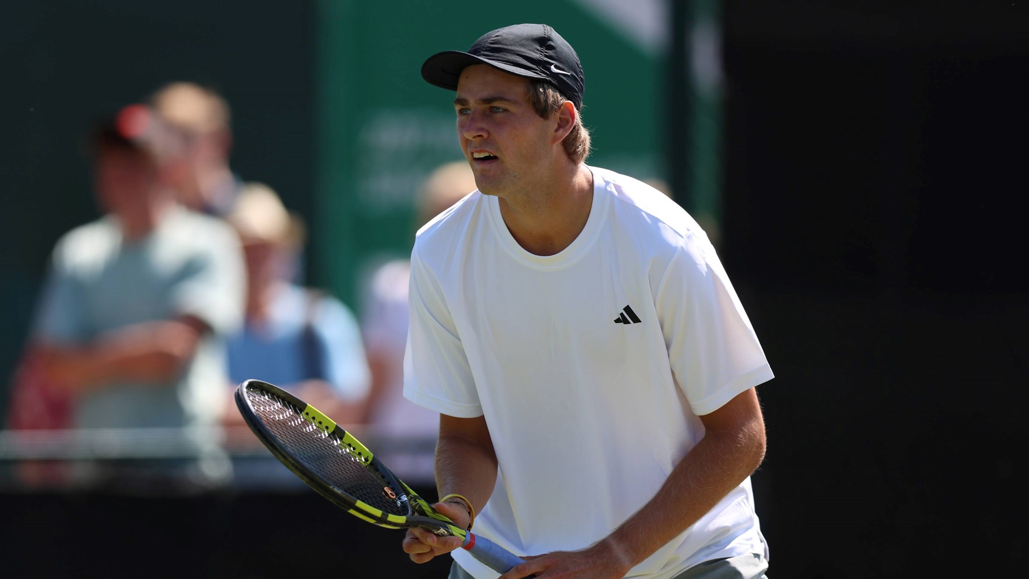Johannus Monday gets ready for a point athe the Rothesay Open Nottingham