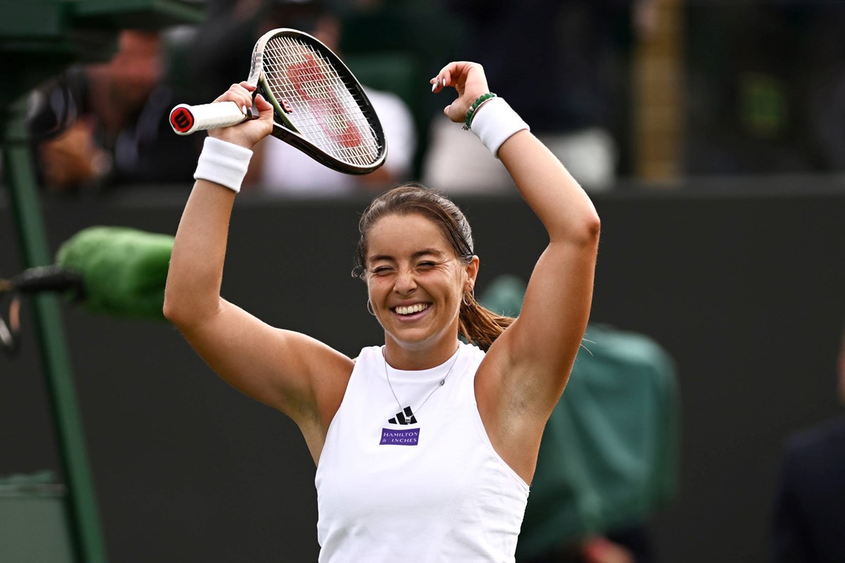 2023-Jodie-Burrage-Wimbledon-R1-celebration.jpg