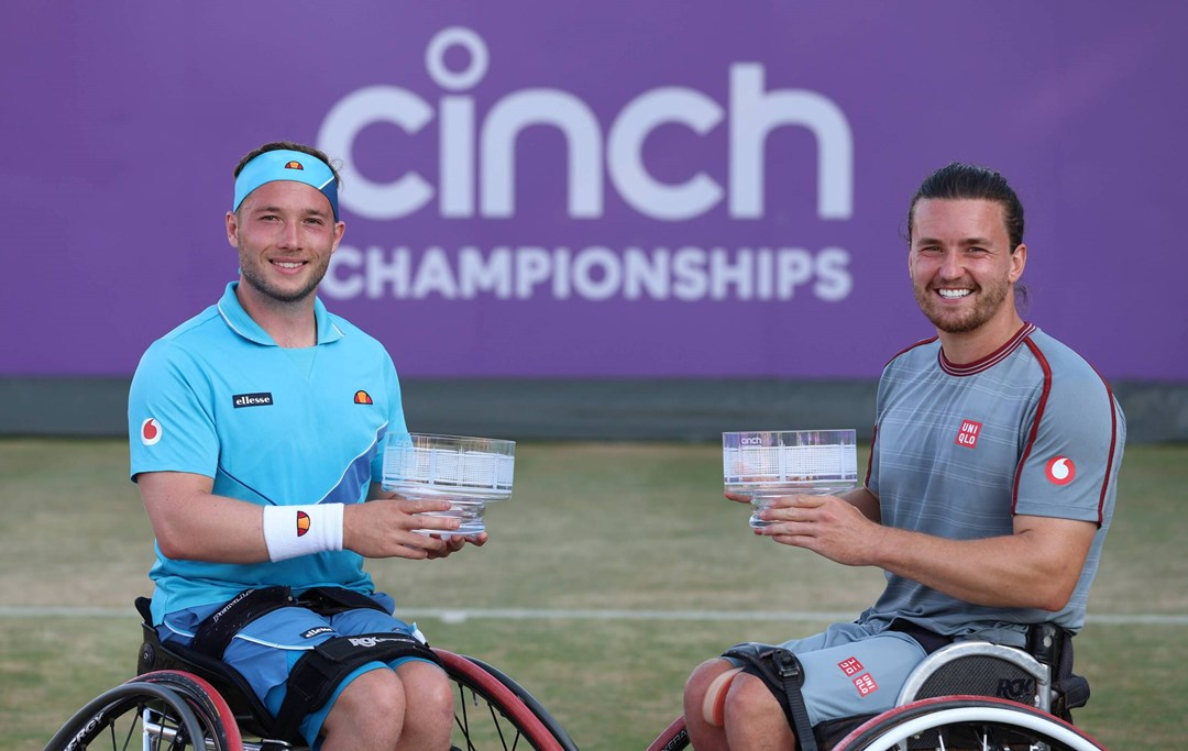 Alfie Hewett and Gordon Reid holding the cinch Championships doubles title