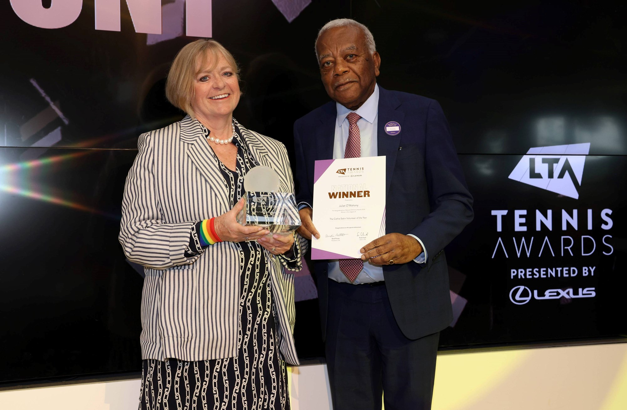 Cathie Sabin Volunteer of the Year Award Winner Juliet O'Mahony with Sir Trevor McDonald during the LTA Tennis Awards 2024