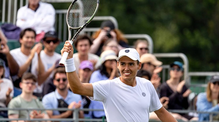 Charles Broom wins the first round of Wimbledon qualifiers