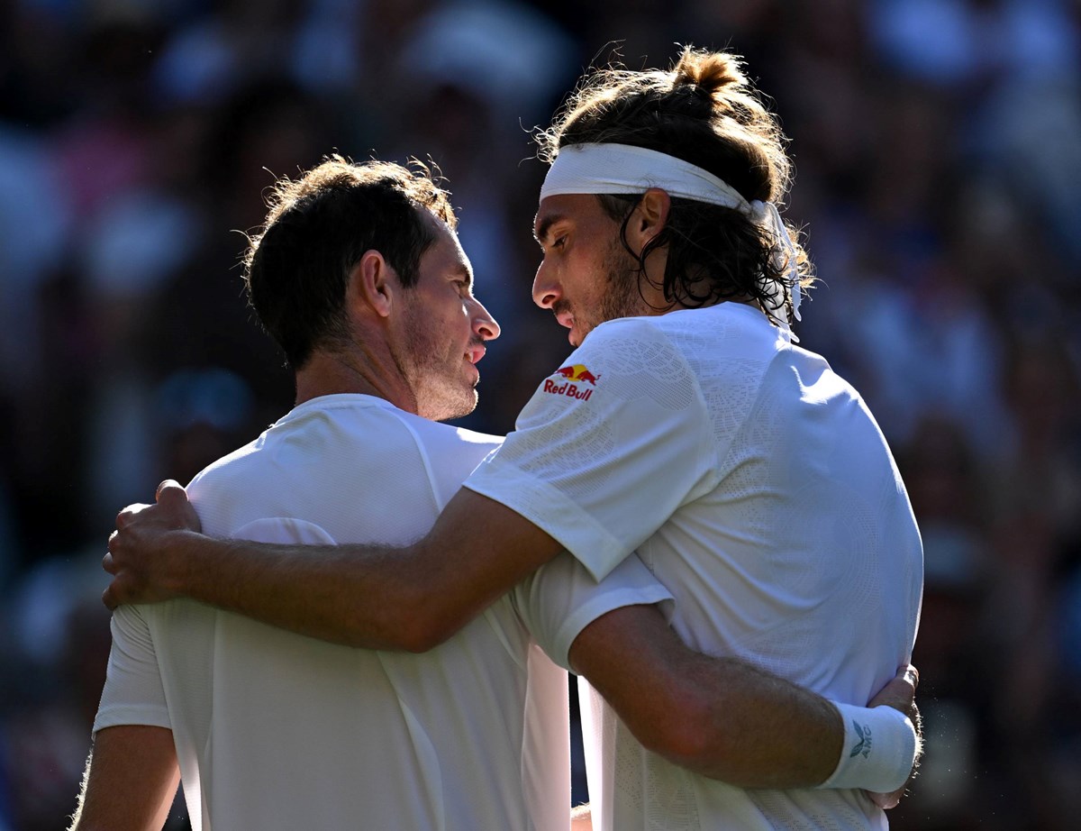 2023-Andy-Murray-Stefanos-Tsitsipas-Wimbledon-R2.jpg