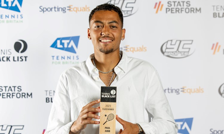 Tennis Black List winner, Paul Jubb, accepting his award at the National Tennis Centre