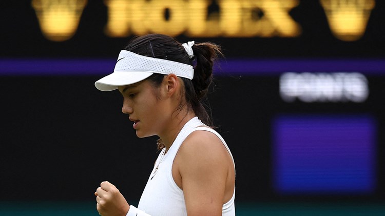 Emma Raducanu gives a fist pump during her fourth round match at Wimbledon