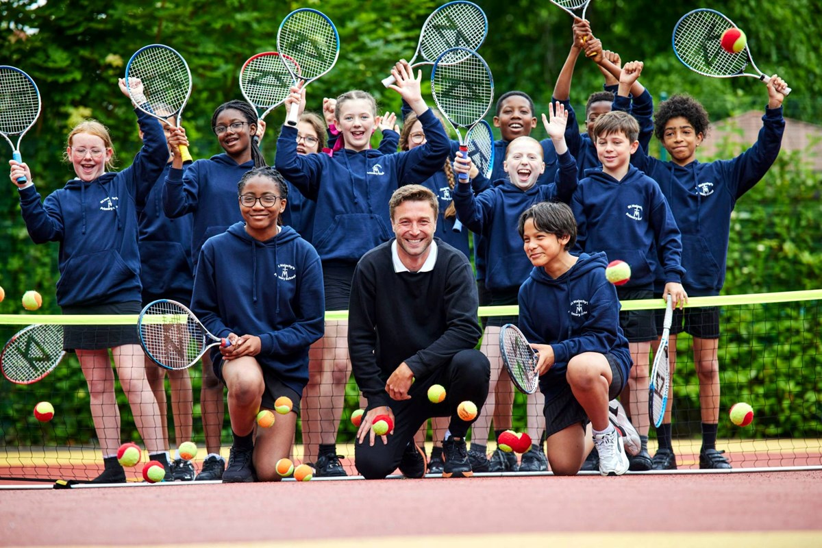 Liam-Broady-St-Malachy-RC-Primary-School-kids.jpg