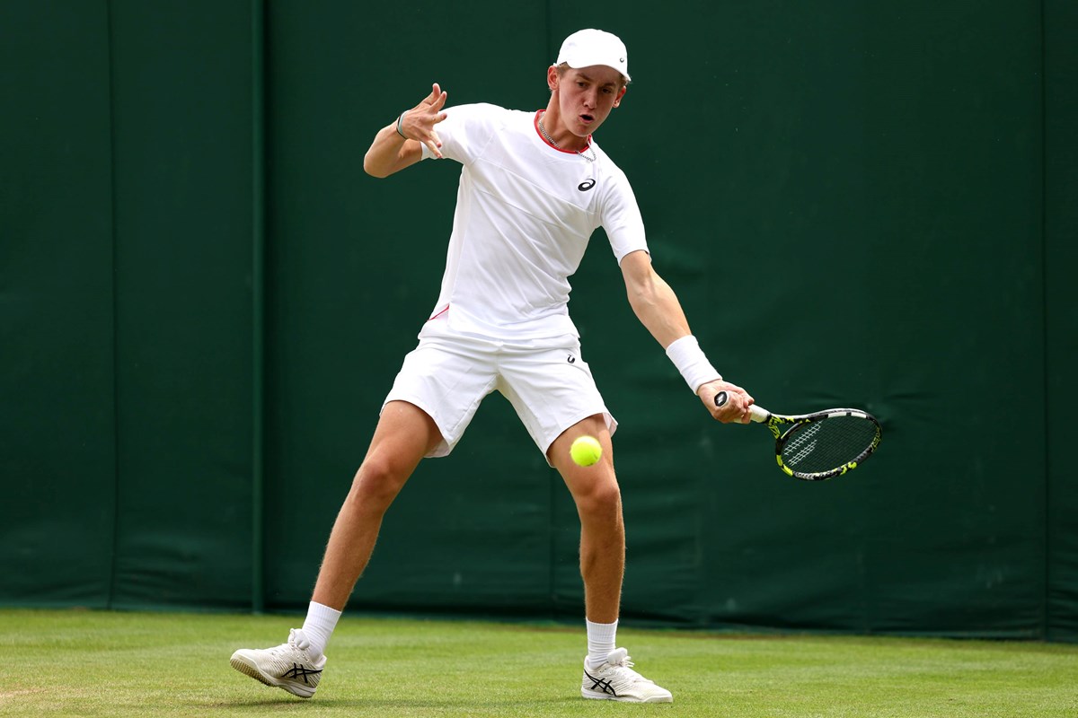 2023-Henry-Searle-Wimbledon-QF.jpg