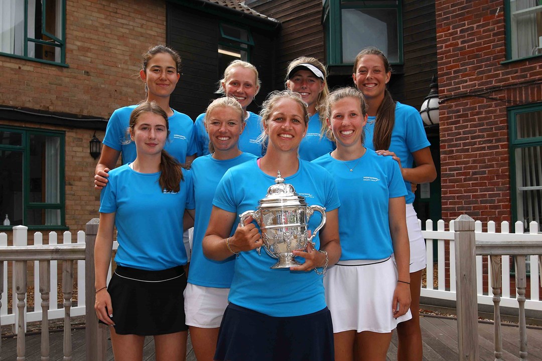 Hertfordshire Ladies holding their trophy