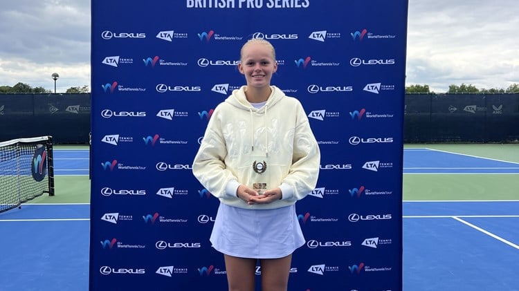 Belgian qualifier Jeline Vandromme claims Roehampton singles title while British duo celebrate doubles success