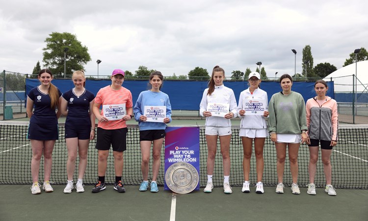 Amateur junior players from across the UK posing with the Nationals trophy ahead of the final of the of the LTA and AELTC’s grassroots tournament Play Your Way to Wimbledon