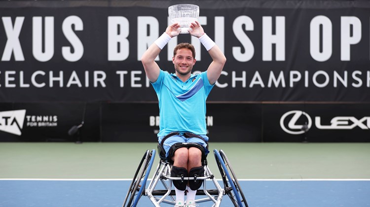 Alfie Hewett lifting the Lexus British Open 2023 men's singles title