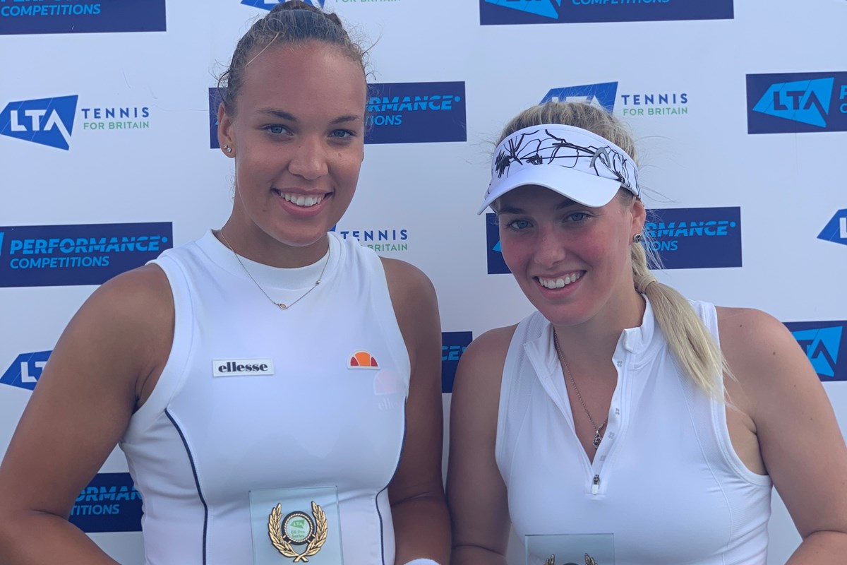 Freya Christie and Ali Collins at the W25 Aldershot doubles trophy