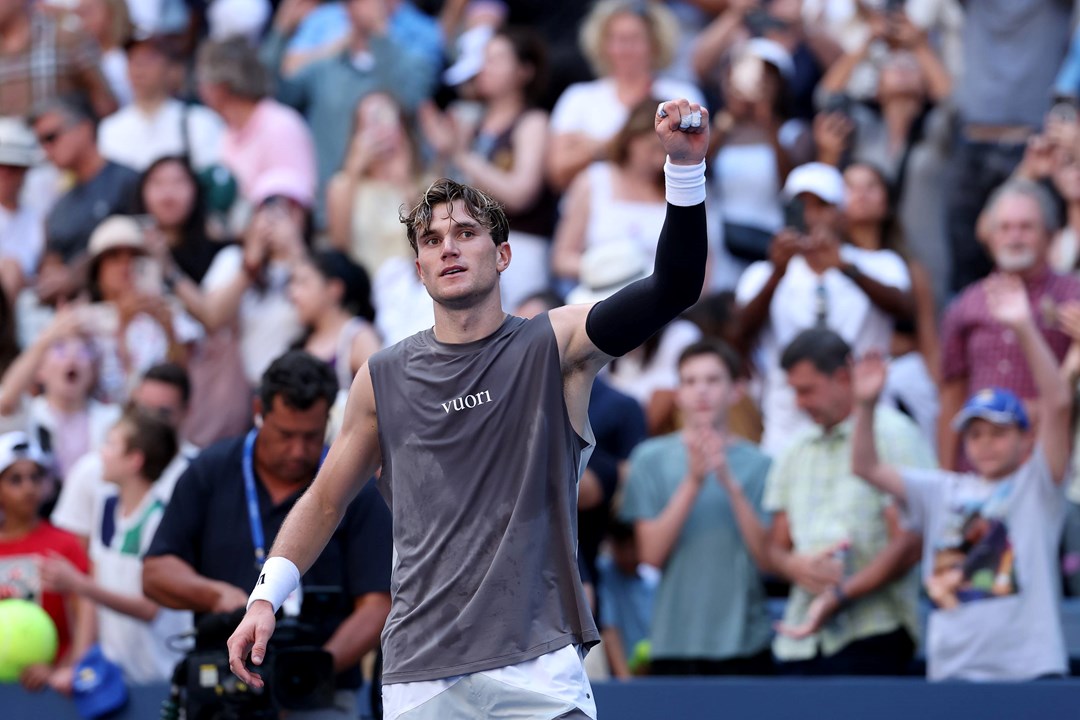 Jack Draper punches the air after a first round win at the 2025 US Open