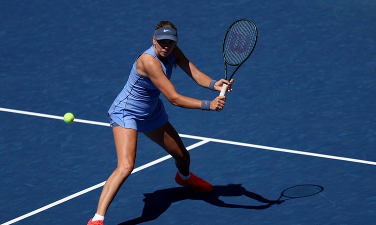 Katie Boulter lines up a backhand in the opening round of the 2025 US Open