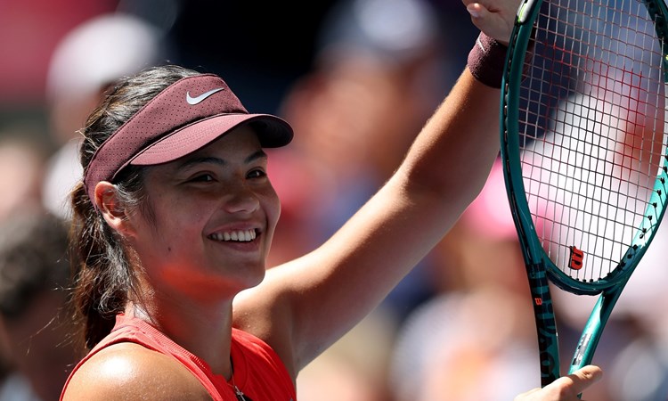 Emma Raducanu addresses the crowd after her second win at the 2025 US Open