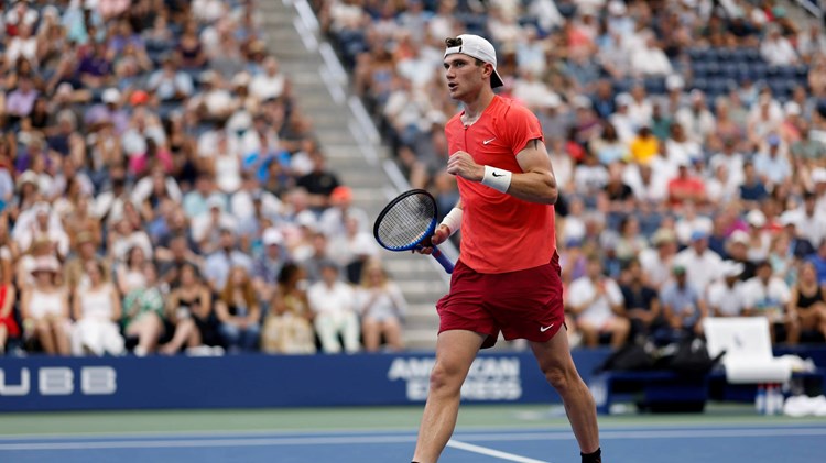 Jack Draper celebrates winning a point against Andrey Rublev at the US Open