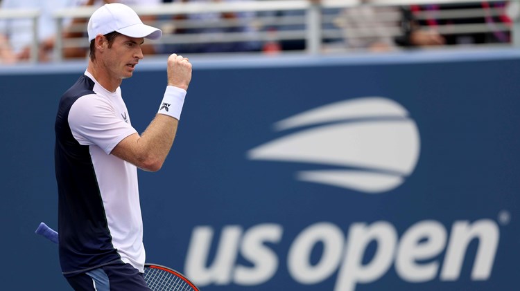 Andy Murray fist bumping on court at the US Open round one