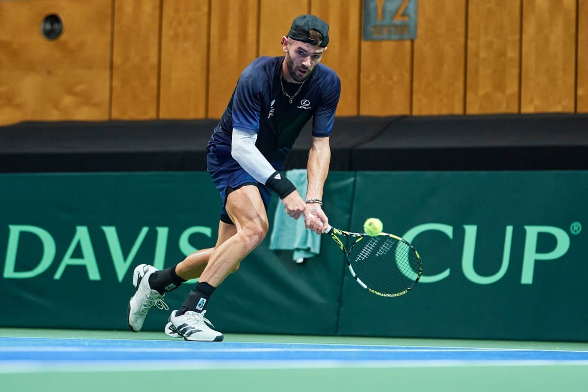 2025-Jacob-Fearnley-Davis-Cup-Poland-training-backhand.jpg