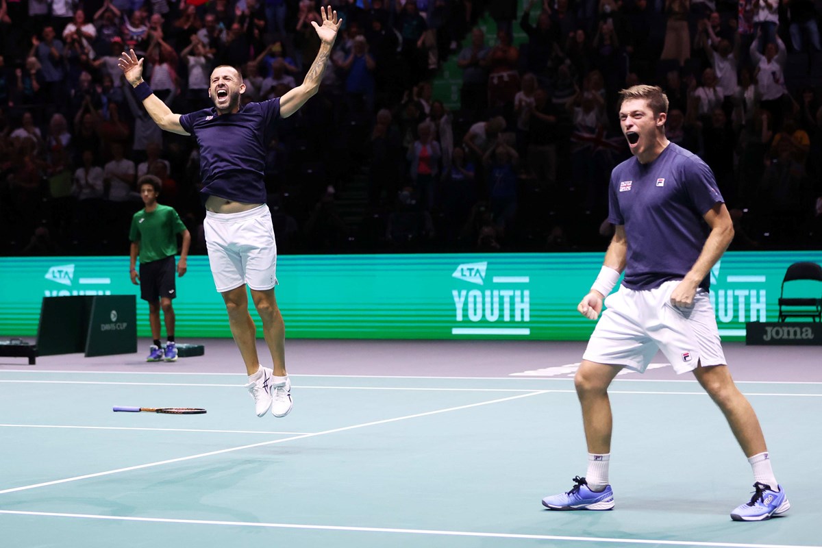 2023-Dan-Evans-Neal-Skupski-Davis-Cup-celebration.jpg