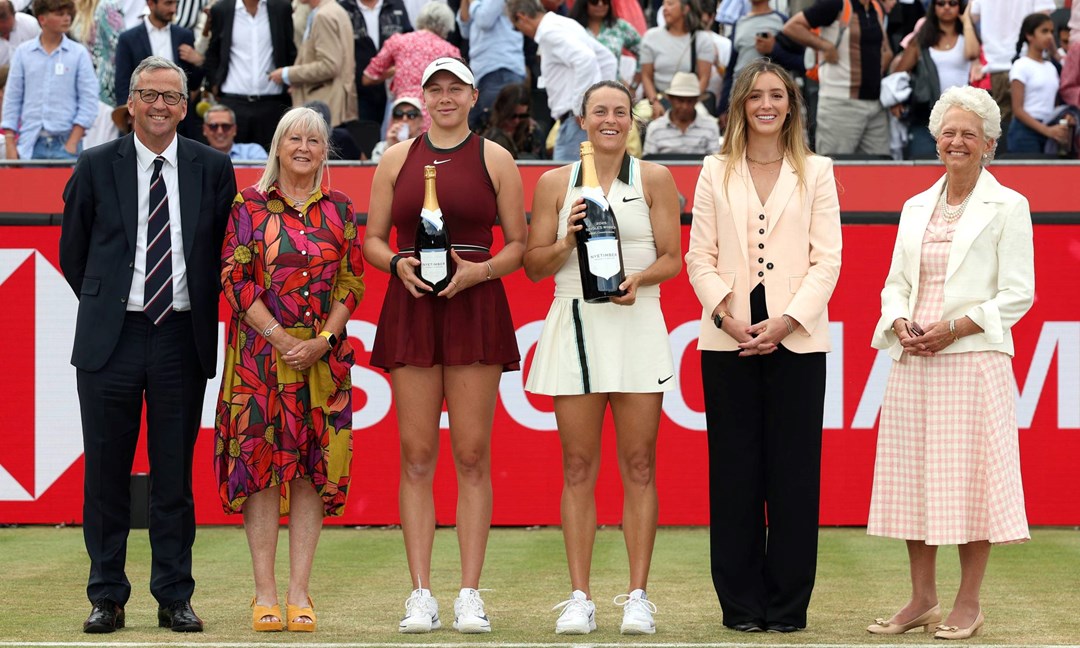 Behind-the-scenes at the HSBC Championships