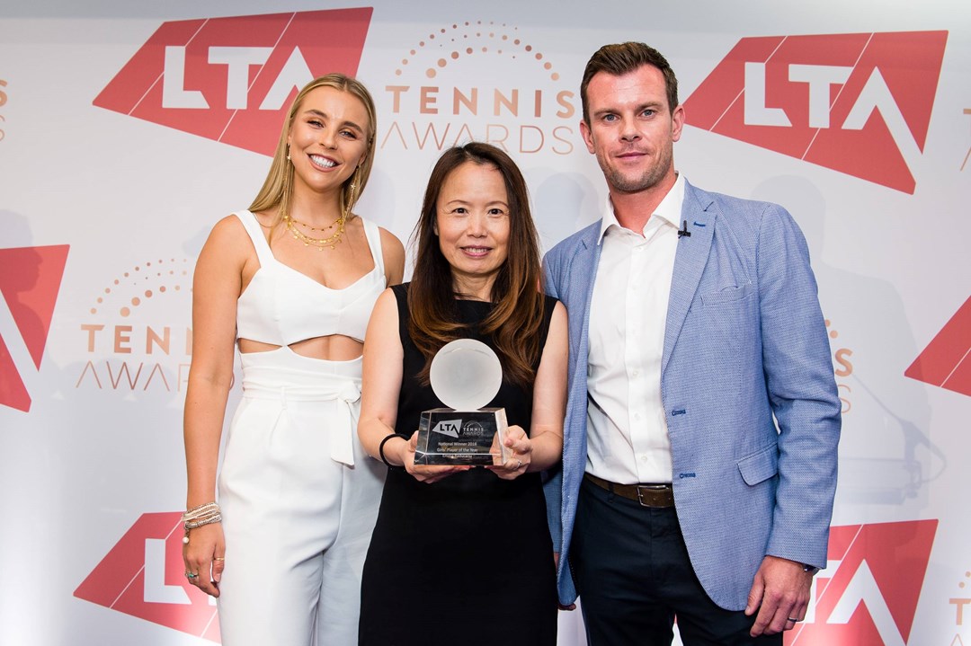 Leon Smith with an LTA Tenis Award winner