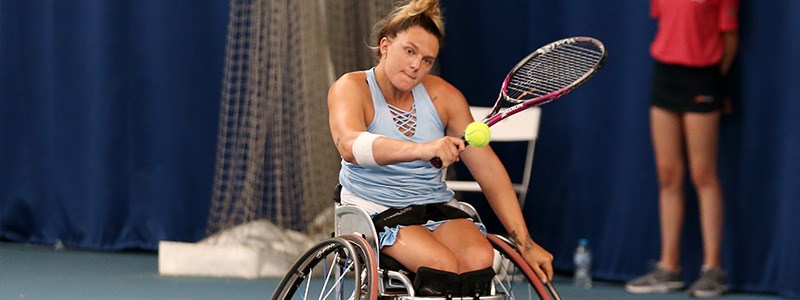 Jordanne Whiley hitting a backhand shot