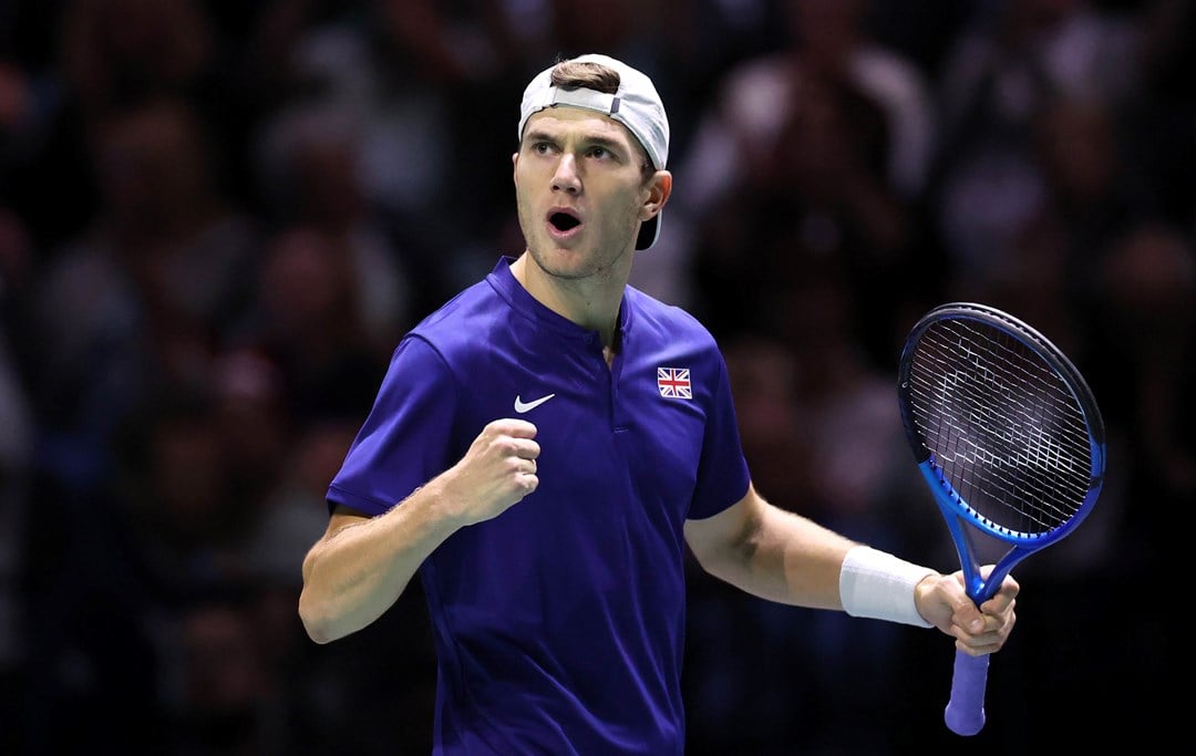 Jack Draper celebrating by clenching his fist on his first Davis Cup appearance