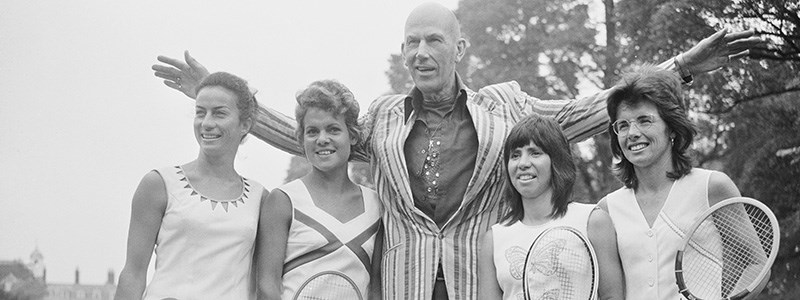 Ted Tinling with four female tennis players