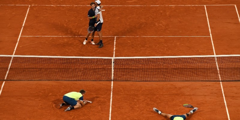 french-open-doubles-celebration-defeat.jpg
