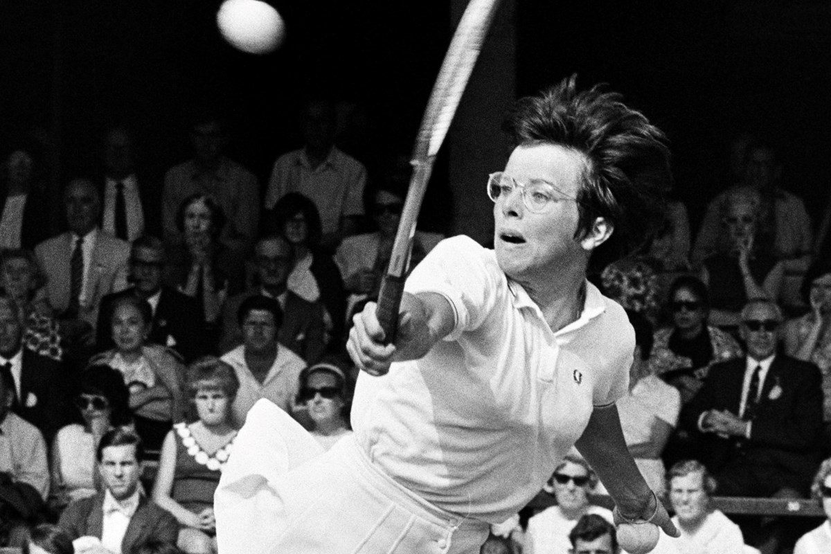 Billie-Jean-King-backhand.jpg