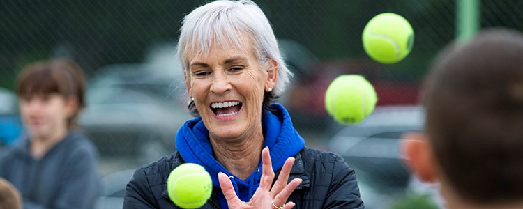 Judy Murray catching tennis balls