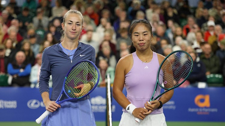 Mika Stojsavljevic and Mimi Xu ahead of the women's singles final at the Lexus Wrexham Open