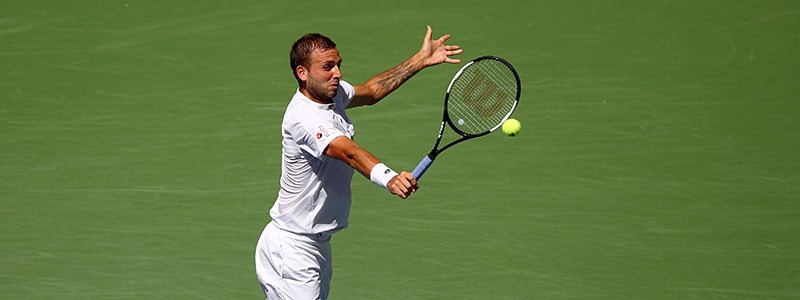 2019-us-open-dan-evans-backhand.jpg