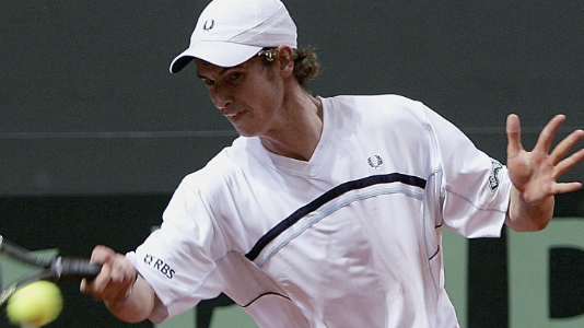Andy Murray playing a forehand