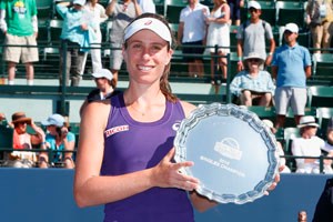 konta-stanford-classic-trophy.jpg