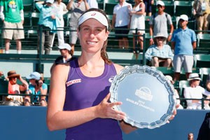 konta-stanford-classic-trophy.jpg