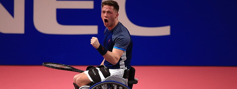 Alfie Hewett celebrating at the 2017 NEC wheelchair tennis masters
