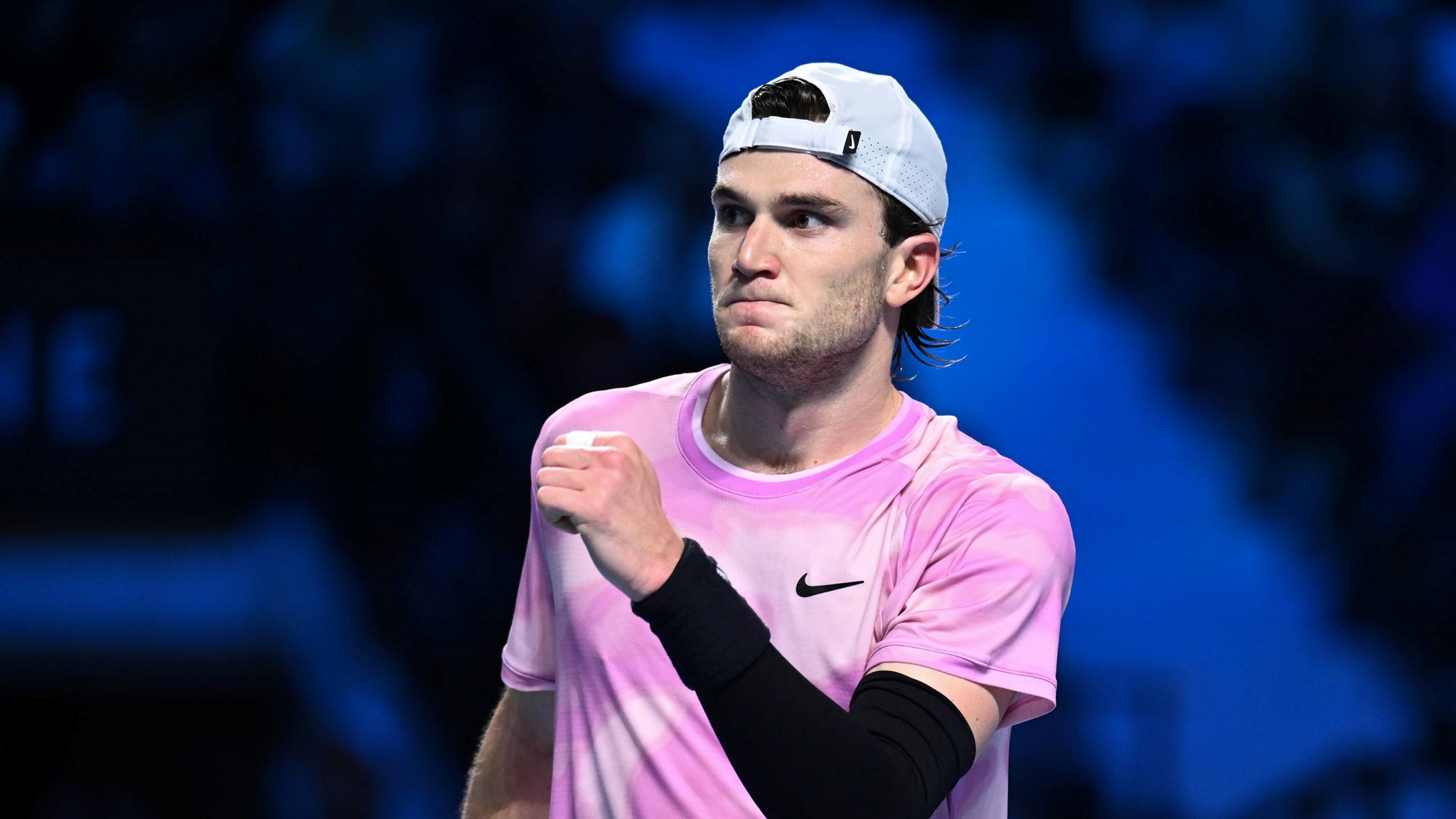 Jack Draper gives a fist pump in celebration during the 2024 Erste Bank Open final against Karen Khachanov