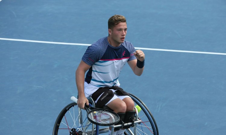 Alfie Hewett celebrating