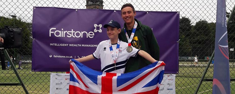 Two tennis players with medals at the 2019 World transplant games