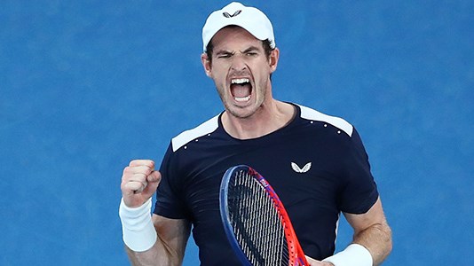 Andy Murray celebrating on court