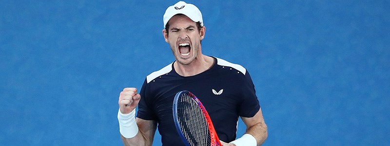 Andy Murray celebrating on court