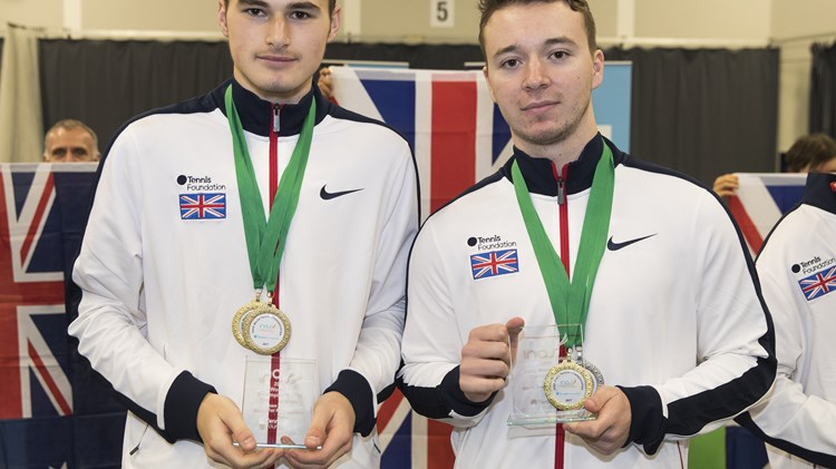 Fabrice Higgins and Dominic Iannotti with medals