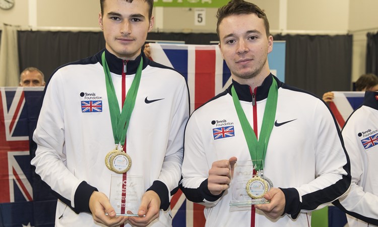 Fabrice Higgins and Dominic Iannotti with medals