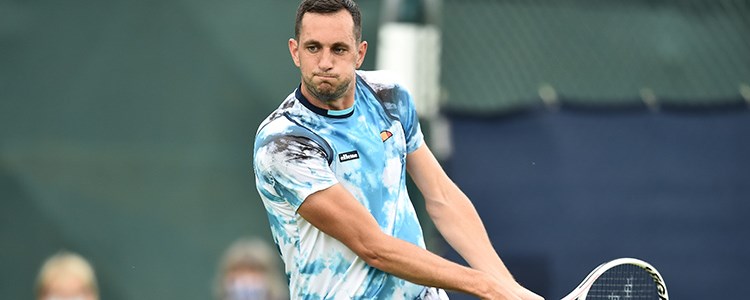 James Ward playing a backhand at the Nottingham Open