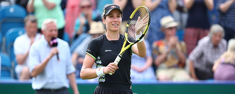 Johanna Konta applauding the tennis crowd